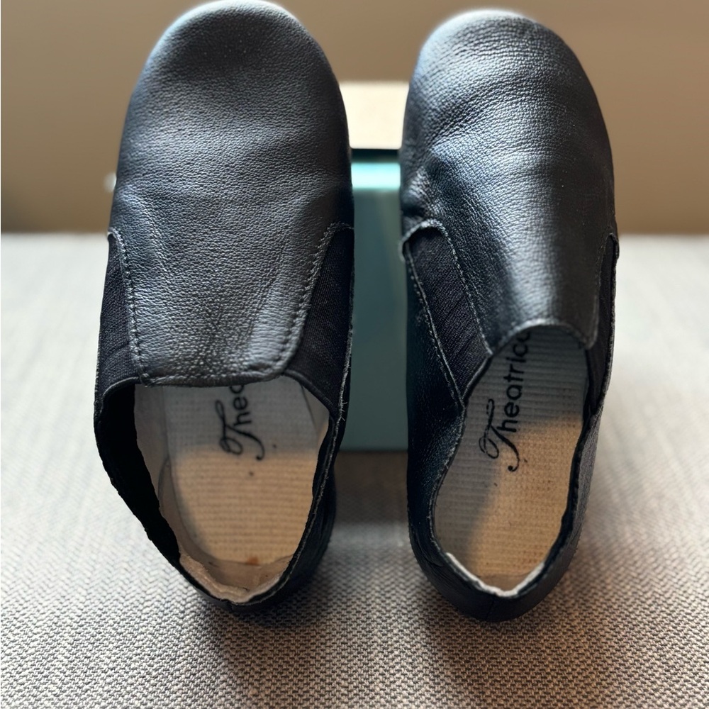 Kids Theatricals Jazz Shoes